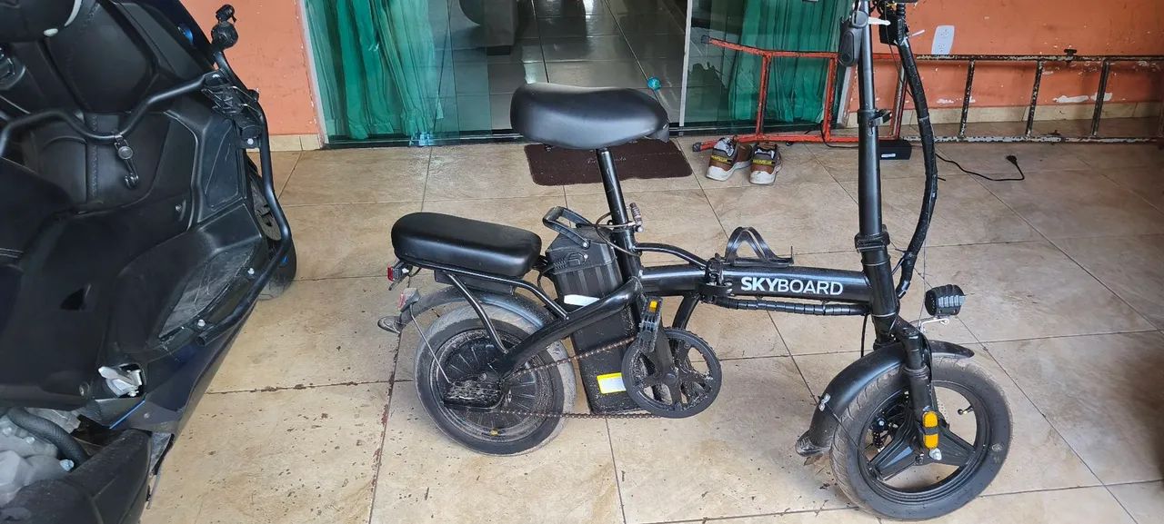 Vendo bicicleta elétrica dobrável  - Foto 2