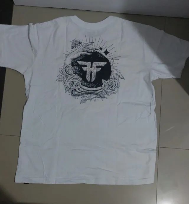 Camisa Fallen Moon Tam P - Foto 2