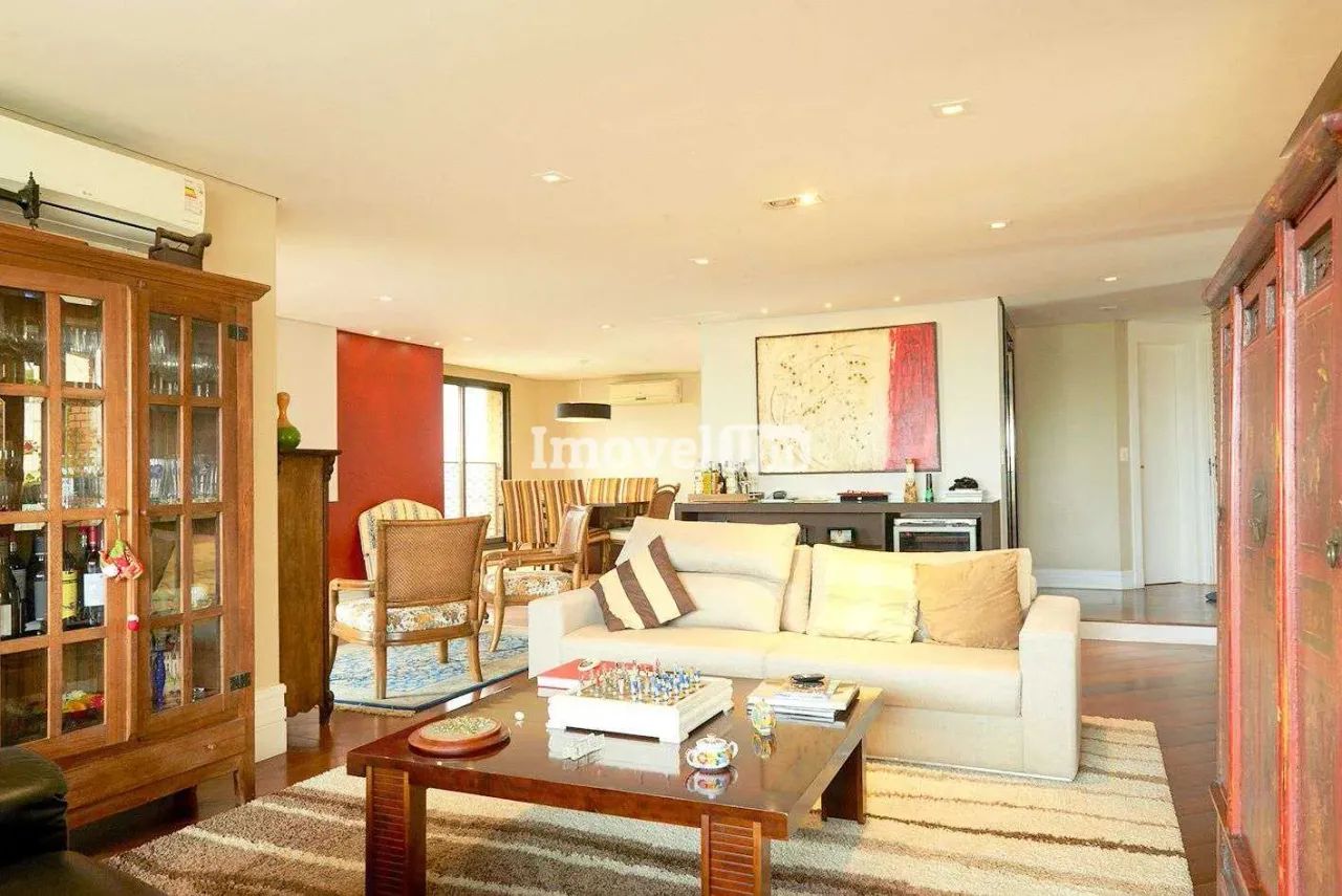 Campo Belo | Apartamento 2 quartos, sendo 2 suites