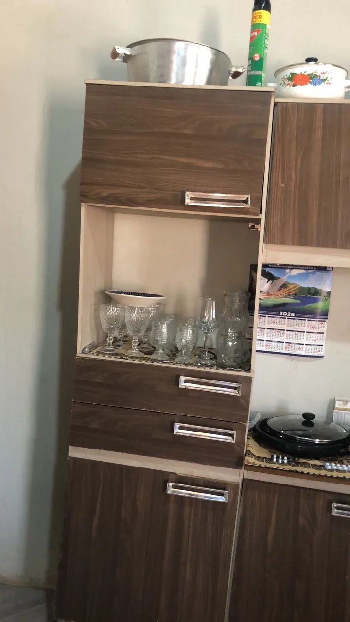 Vendo armário 