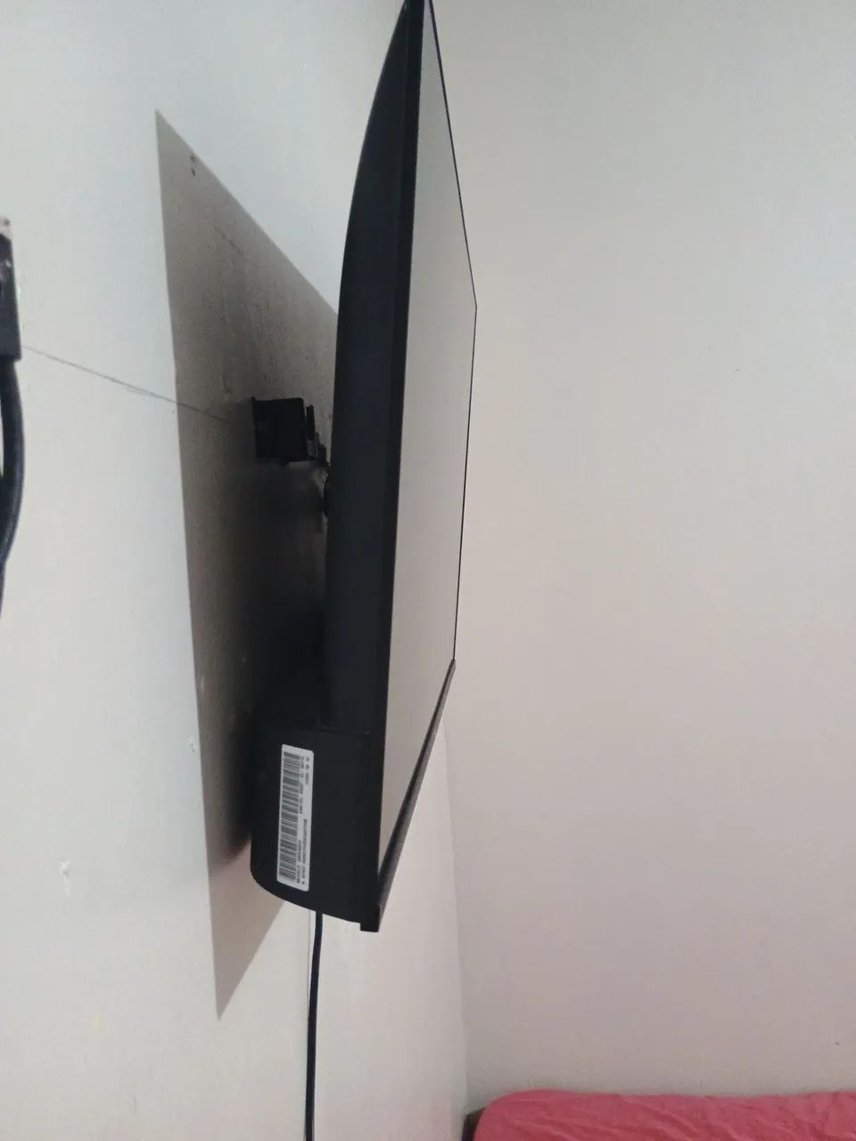 Vendo teve zerada TCL 32 nova Android valor 650  - Foto 2