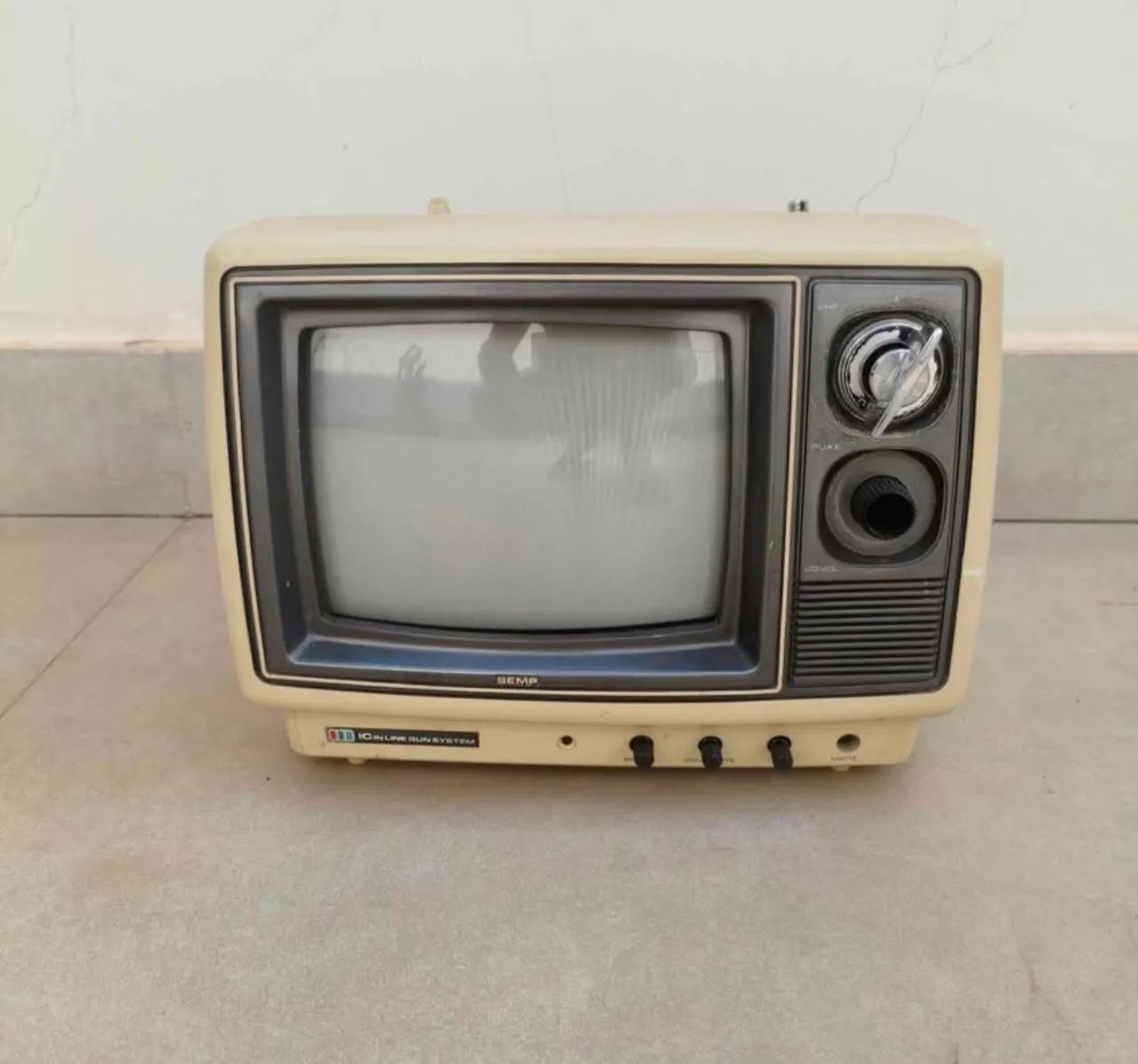 TV ANTIGA  - Foto 2