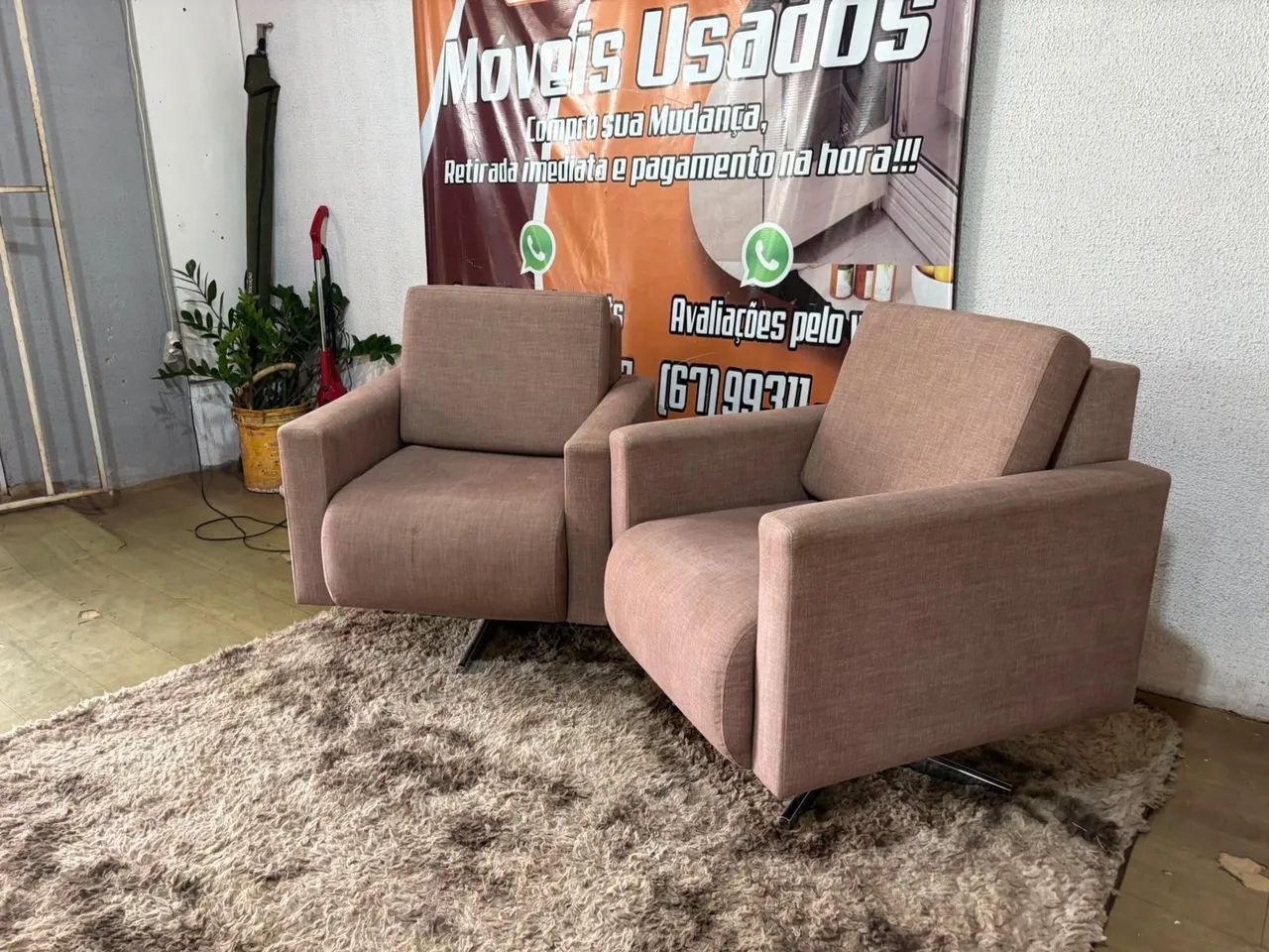 Poltronas ótimas !!Sistema giratório , a base de aço inox resistente 499 CADA - Foto 5