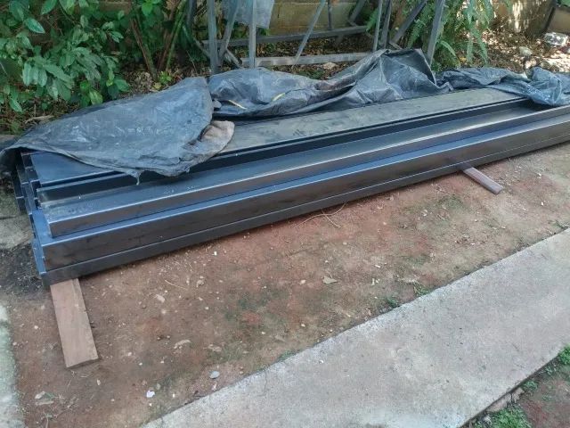Perfilados 200x75x20 - chapa 24 - 13 peças. Valor R$215, 00 cada um - total R$2.795,00