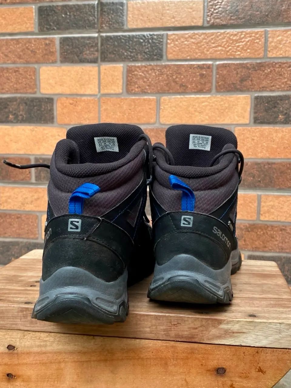 Bota Salomon Goretex 42 - Foto 2