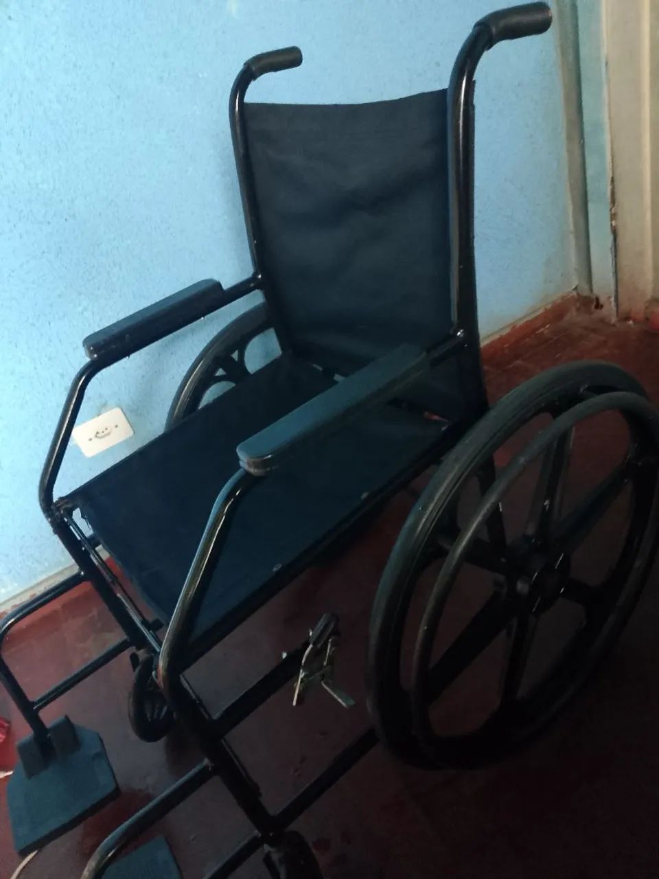 Cadeira de rodas  - Foto 2