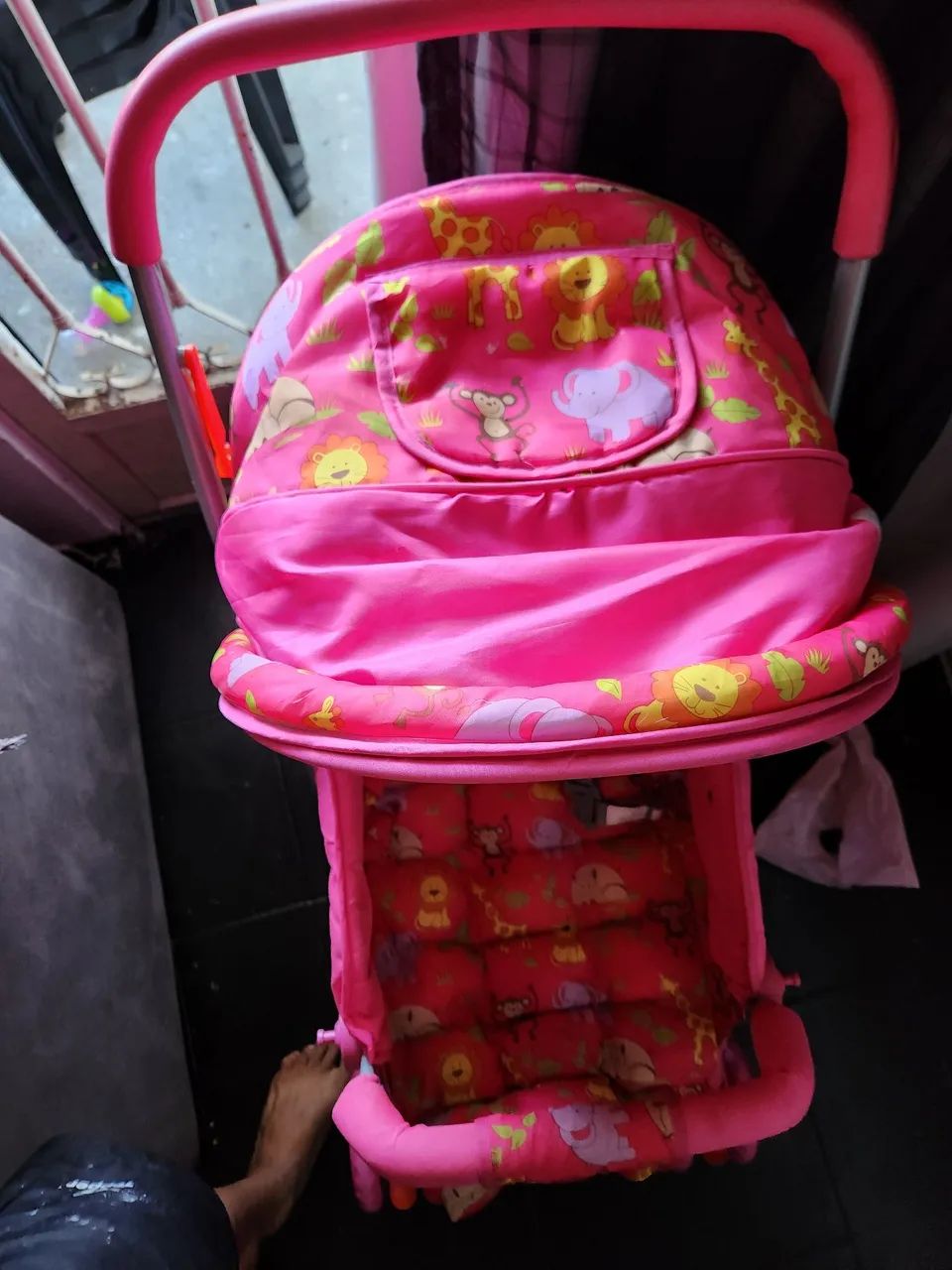 Carrinho de bebê jumbo baby rosa - Foto 5