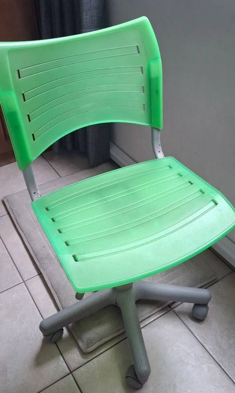 Aparador/cadeira