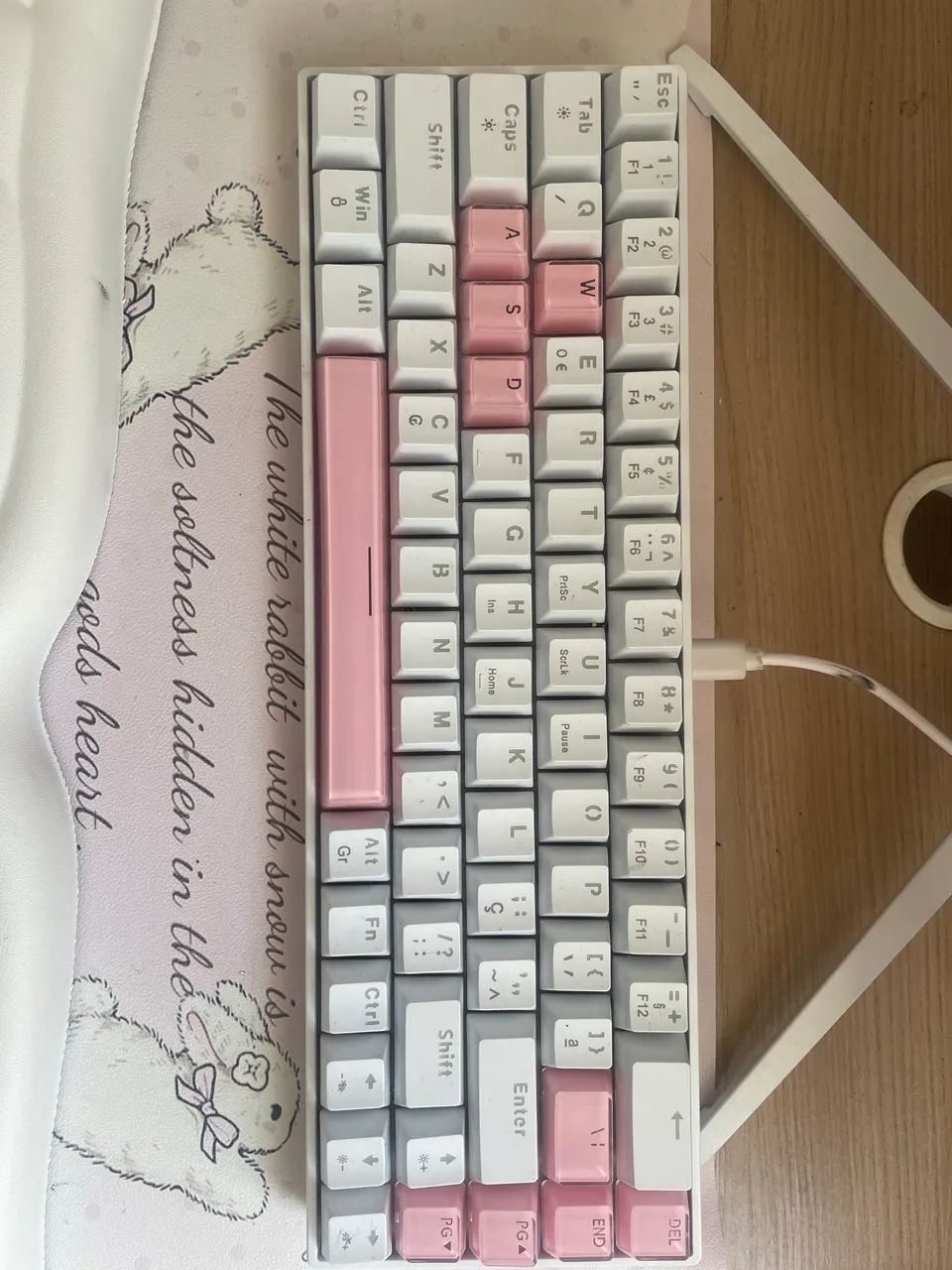 Teclado branco 60% abnt2 switch red hotswap - Foto 3