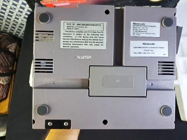 Console NES Americano - Action Set com caixa e isopor - Nintendinho 8 bits - Foto 5