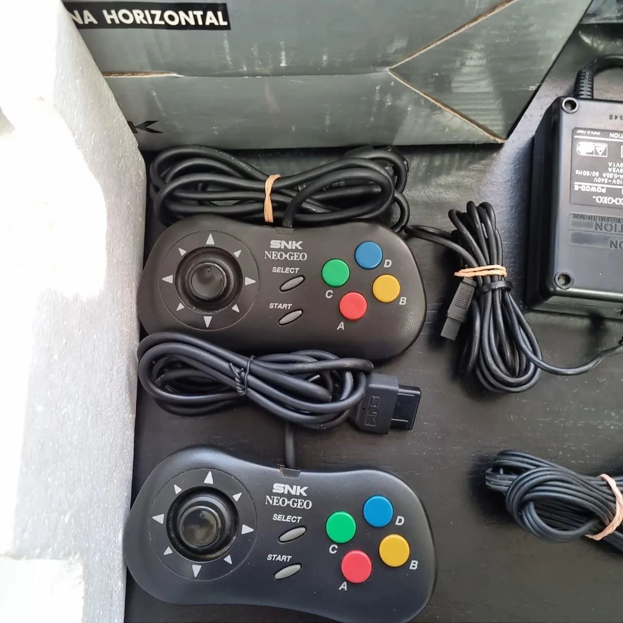 Neo GeoCD caixa original 2 controles  - Foto 3