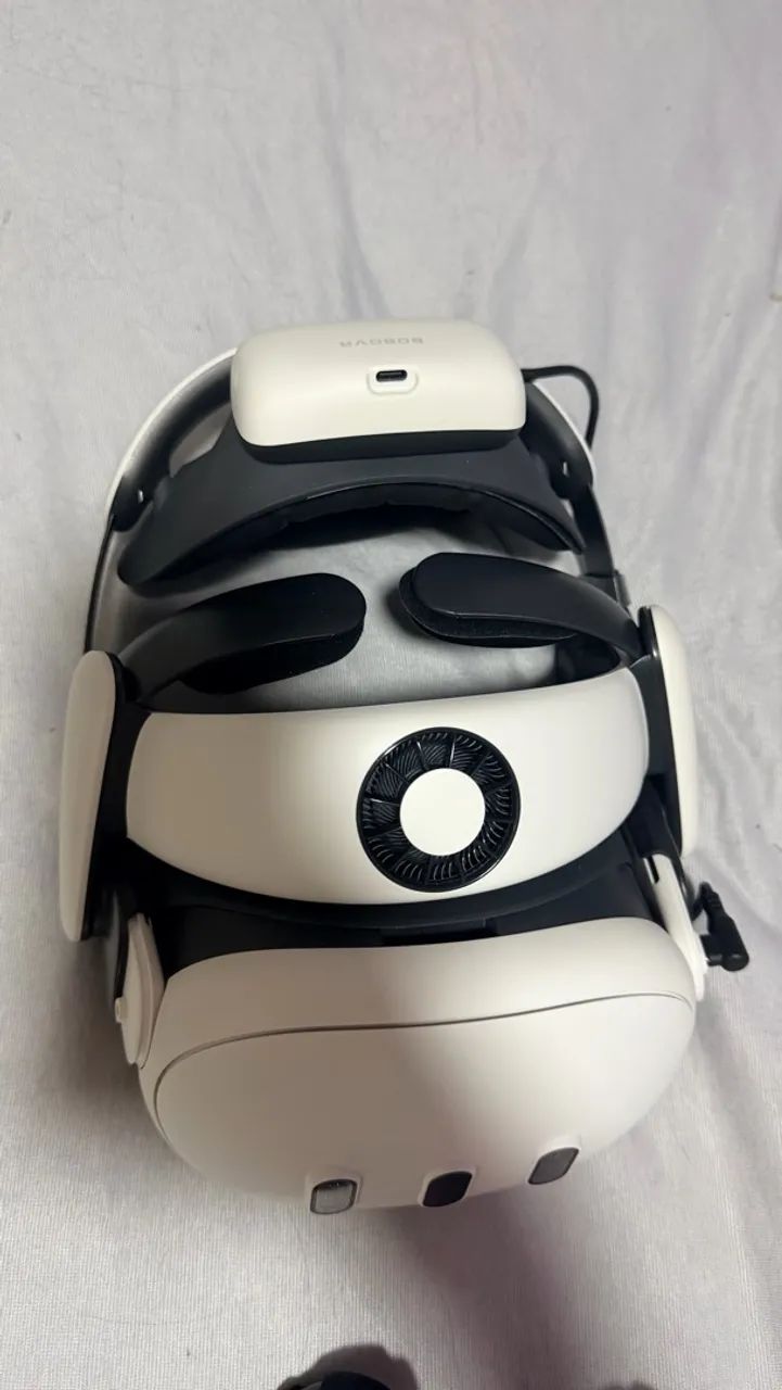 Meta Quest 3 Completo + Kit Premium BOBOVR | Garantia - Consoles