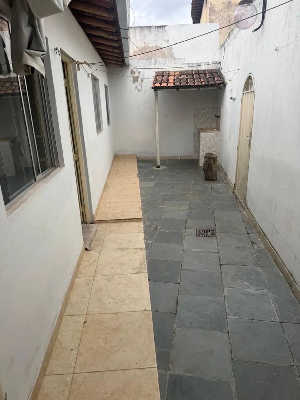 Casa no roxo verde