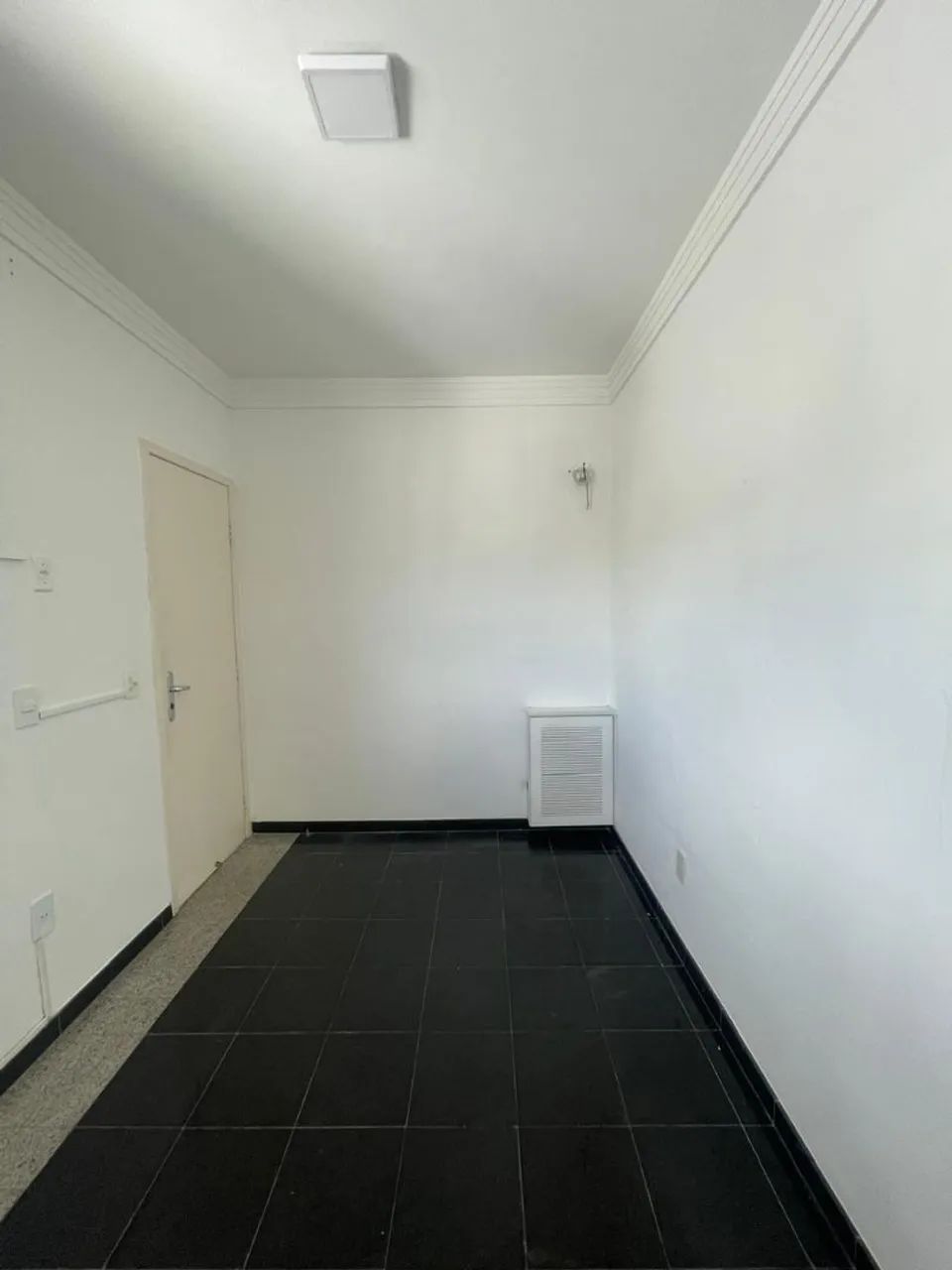 Ótima oportunidade em sala para dentista ou médico no centro da cidade  - Foto 2