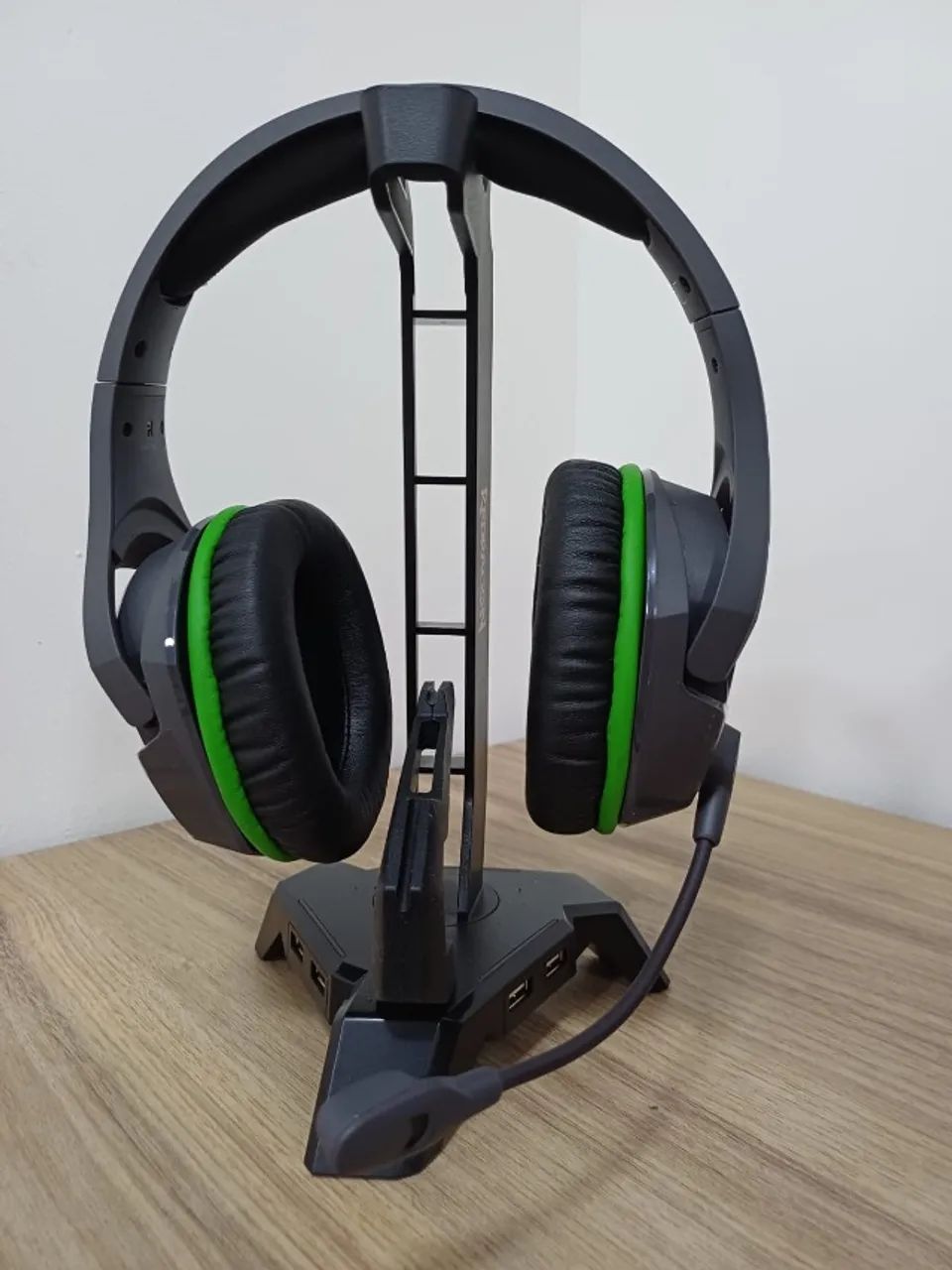 Headset HyperX CloudX Stinger Aoki2147 Xbox