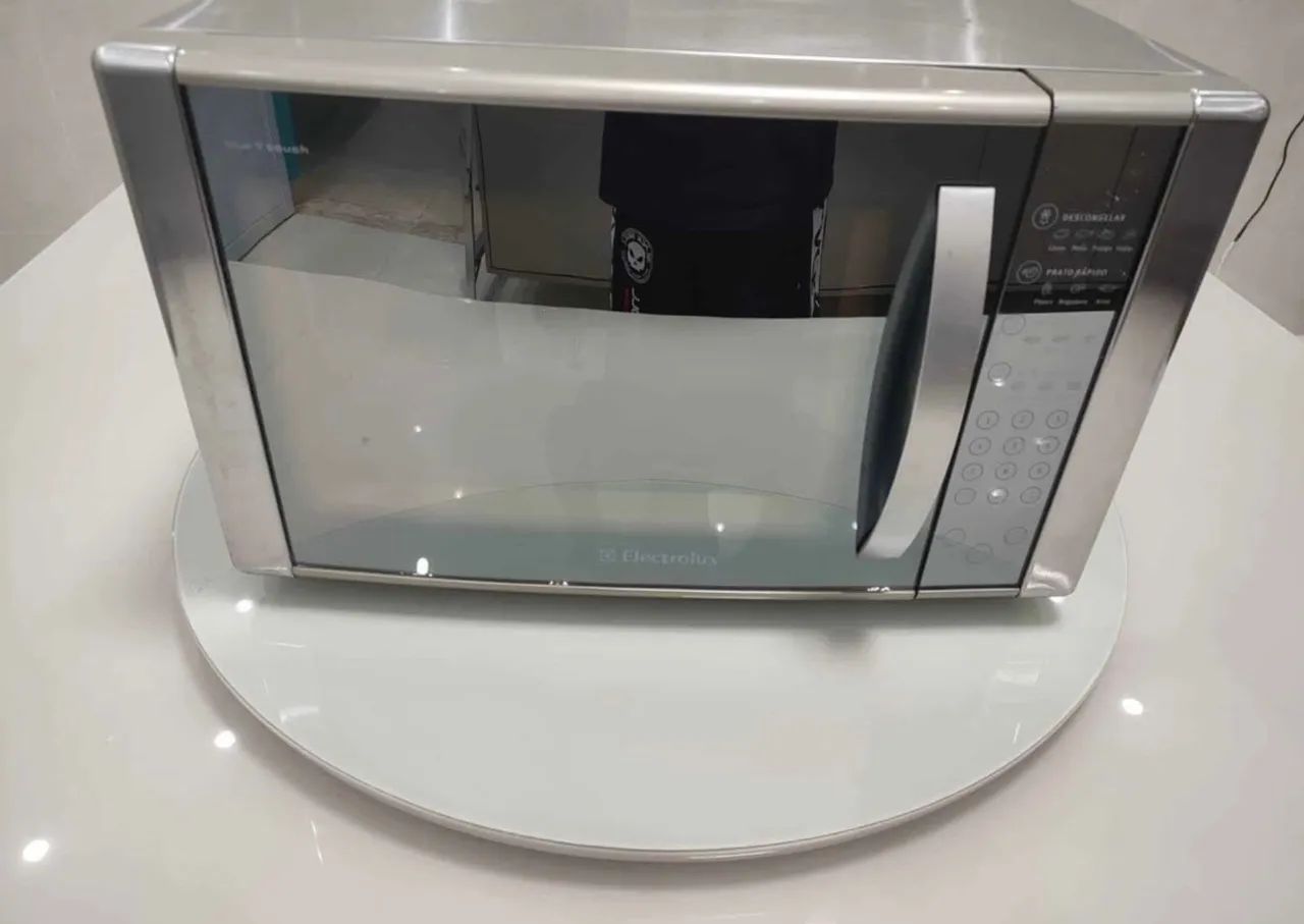 Microondas Electrolux 31litros  - Foto 2