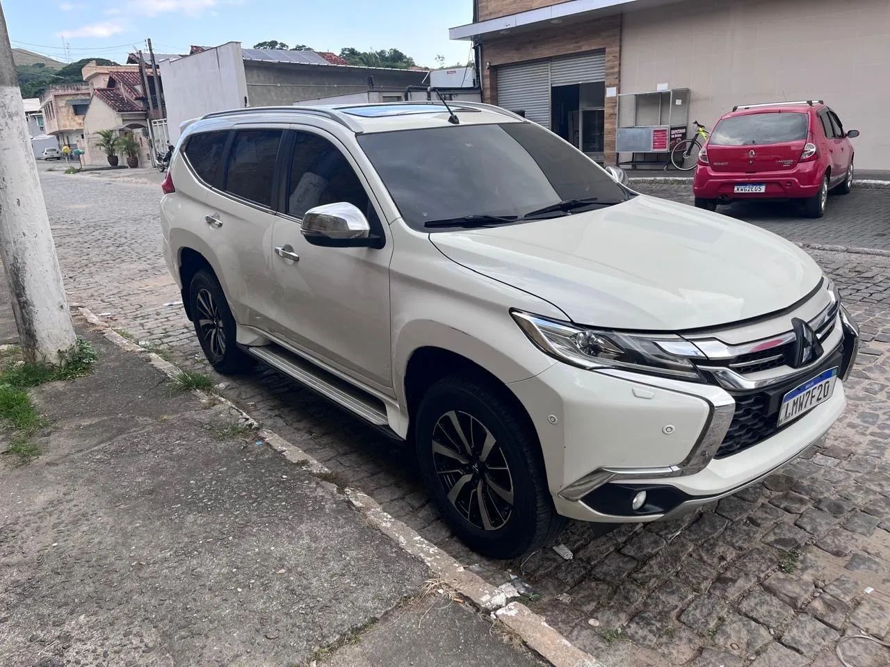 Mitsubishi Pajero 2020
