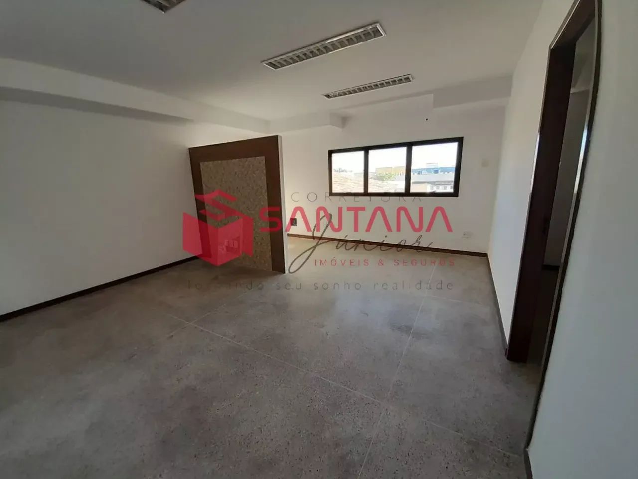Sala Comercial para Locação na Luís Tarquínio