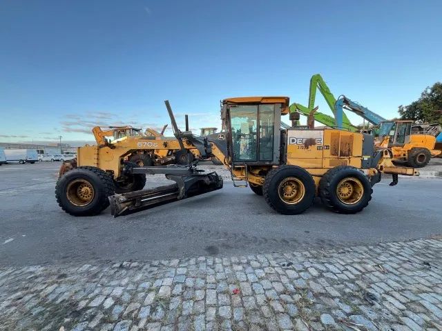 MOTONIVELADORA_JOHN DEERE_670G - Foto 4