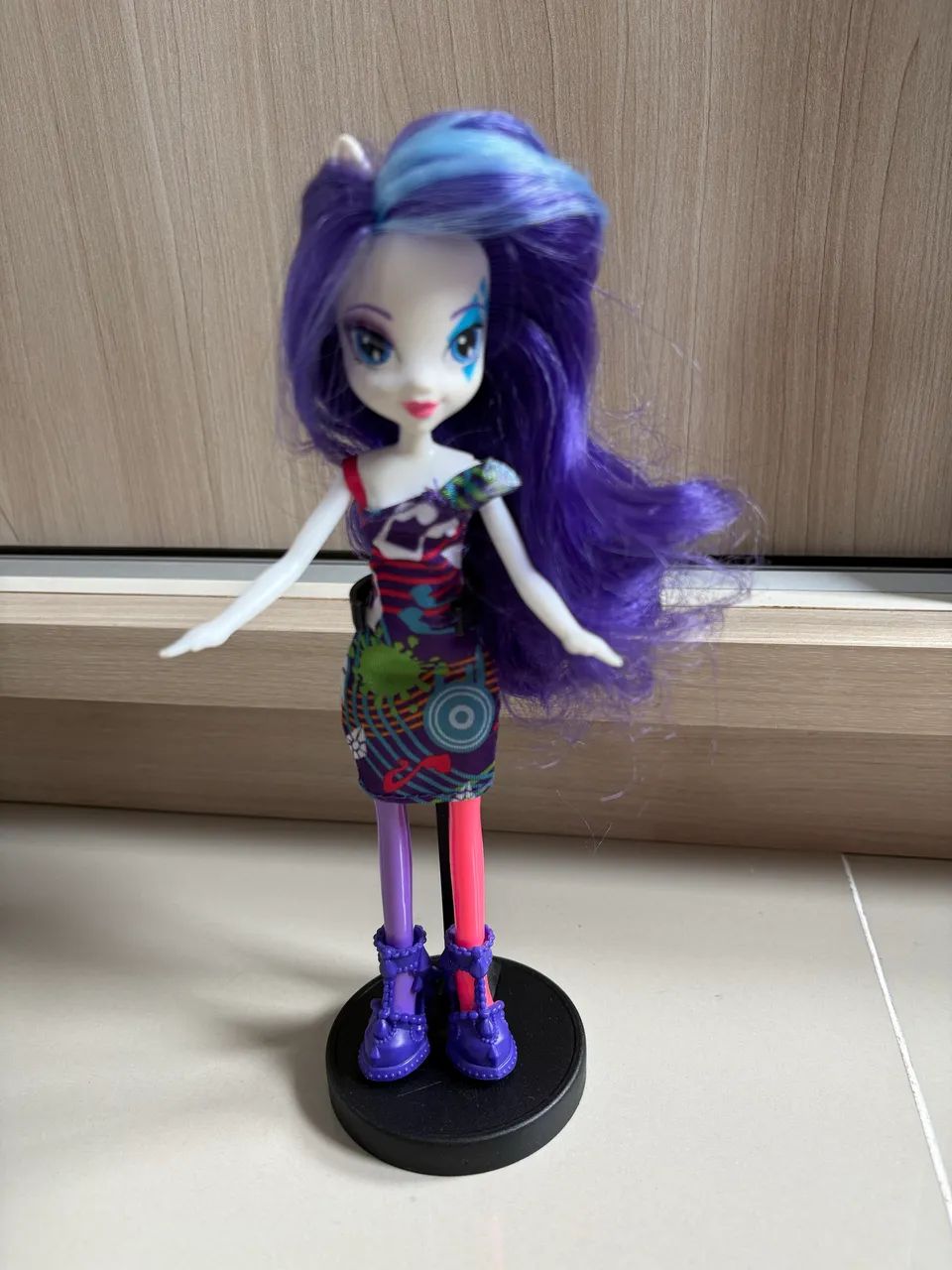 Kit 10 suportes para bonecas - Foto 3