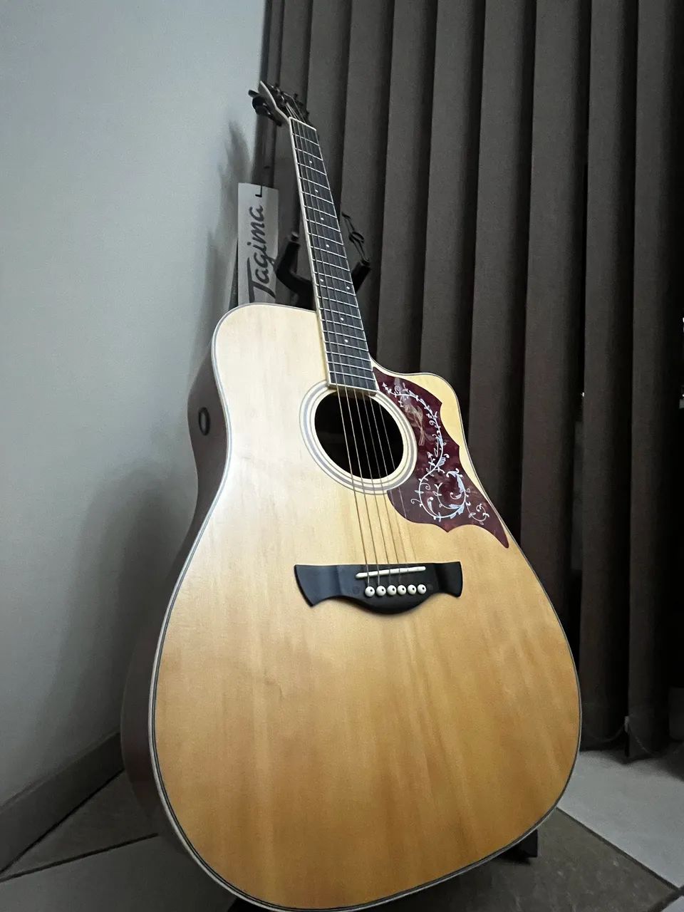 Vendo Violão Eletroacústico Tagima