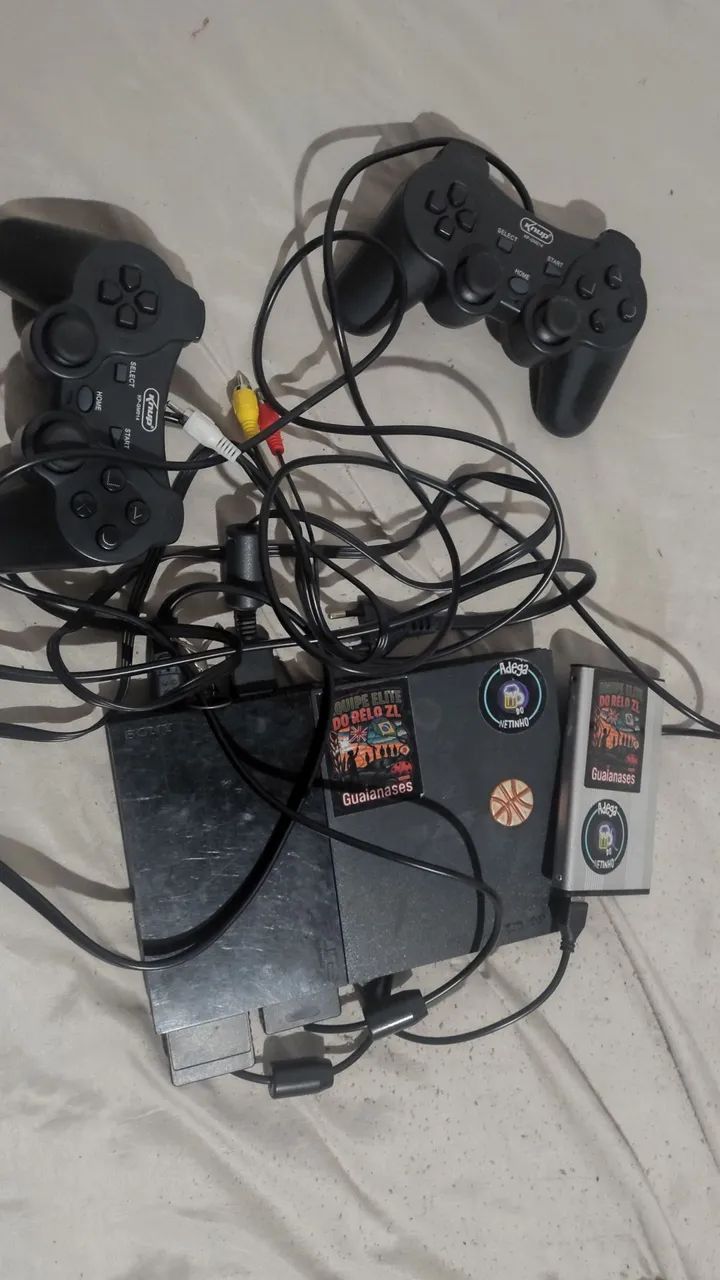 Vendo ou troco! PS2 cm HD de jogos do A até o Z 