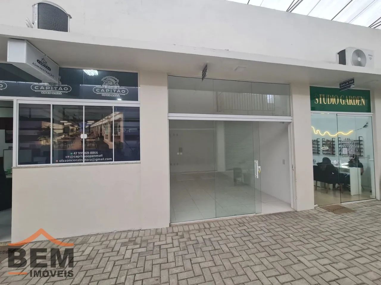 Sala para alugar no bairro Cedros em Camboriú/SC