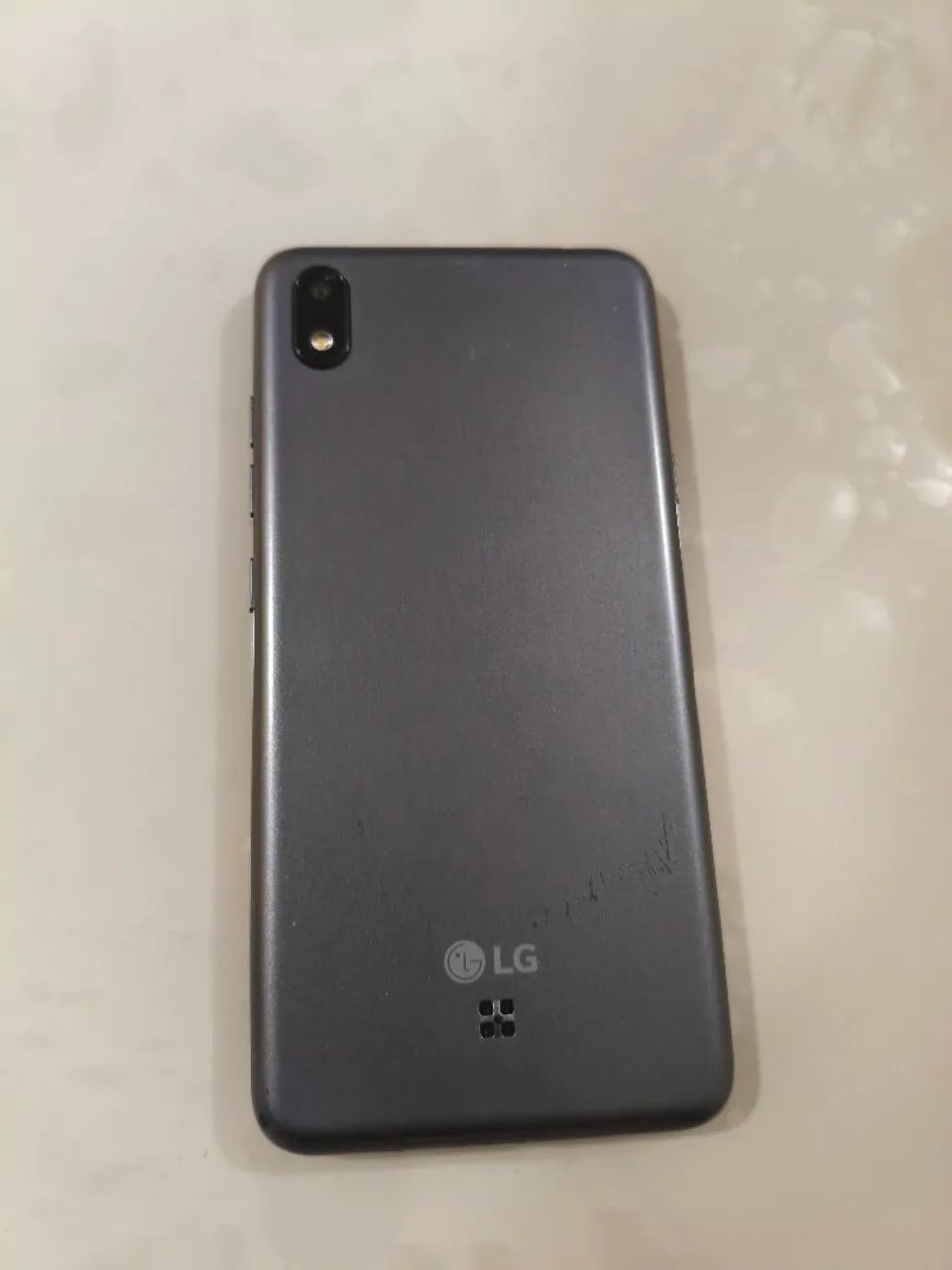 LG K8+ - Foto 2