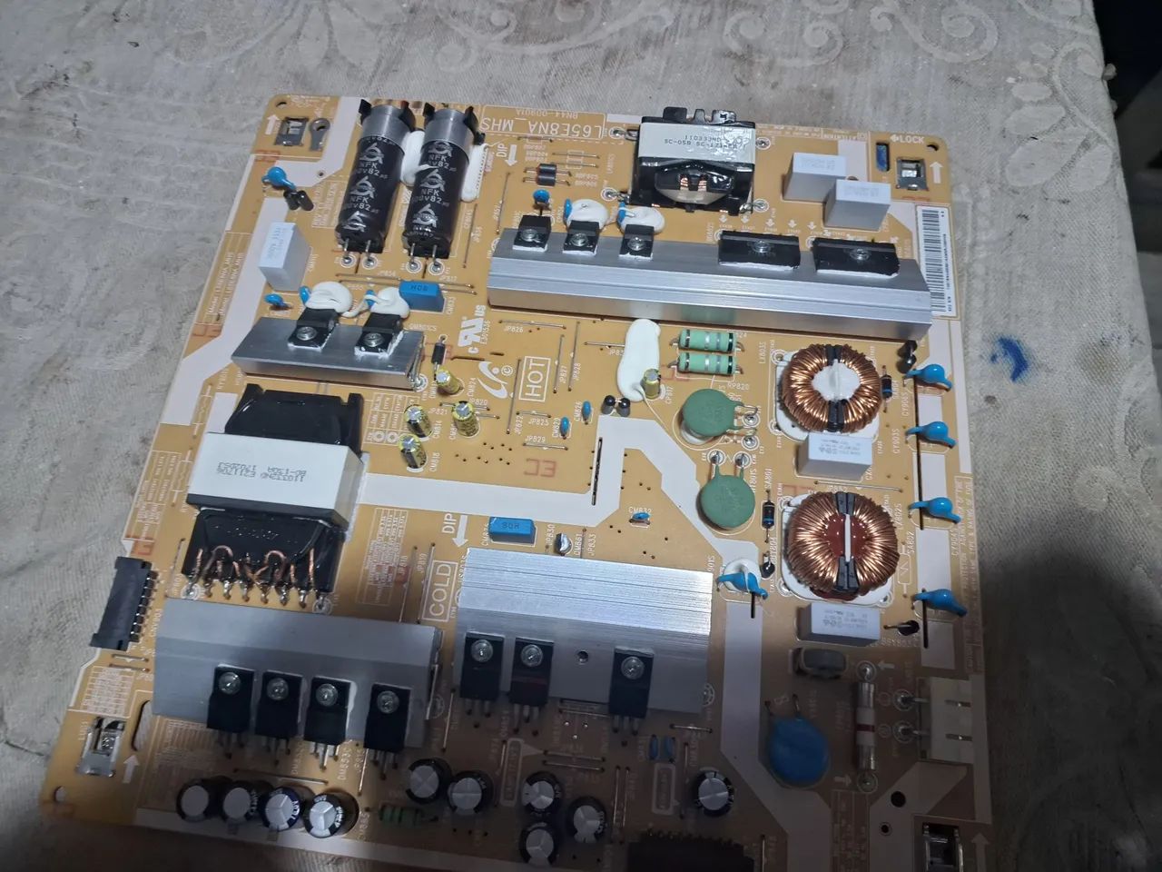 Placa fonte samsung qn65q7famg