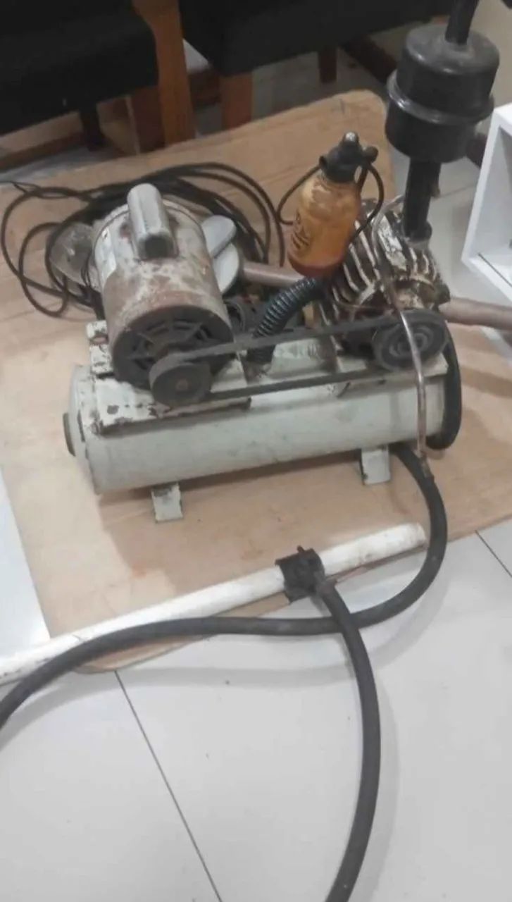 Ordenhadeira com motor. Tudo funcionando - Foto 2