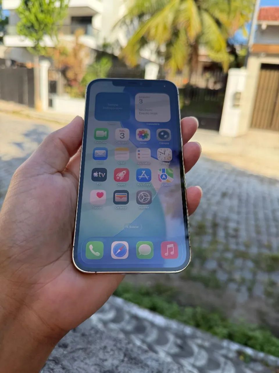 iPhone 12 pro max 128gb - Celulares e Smartphones - Centro