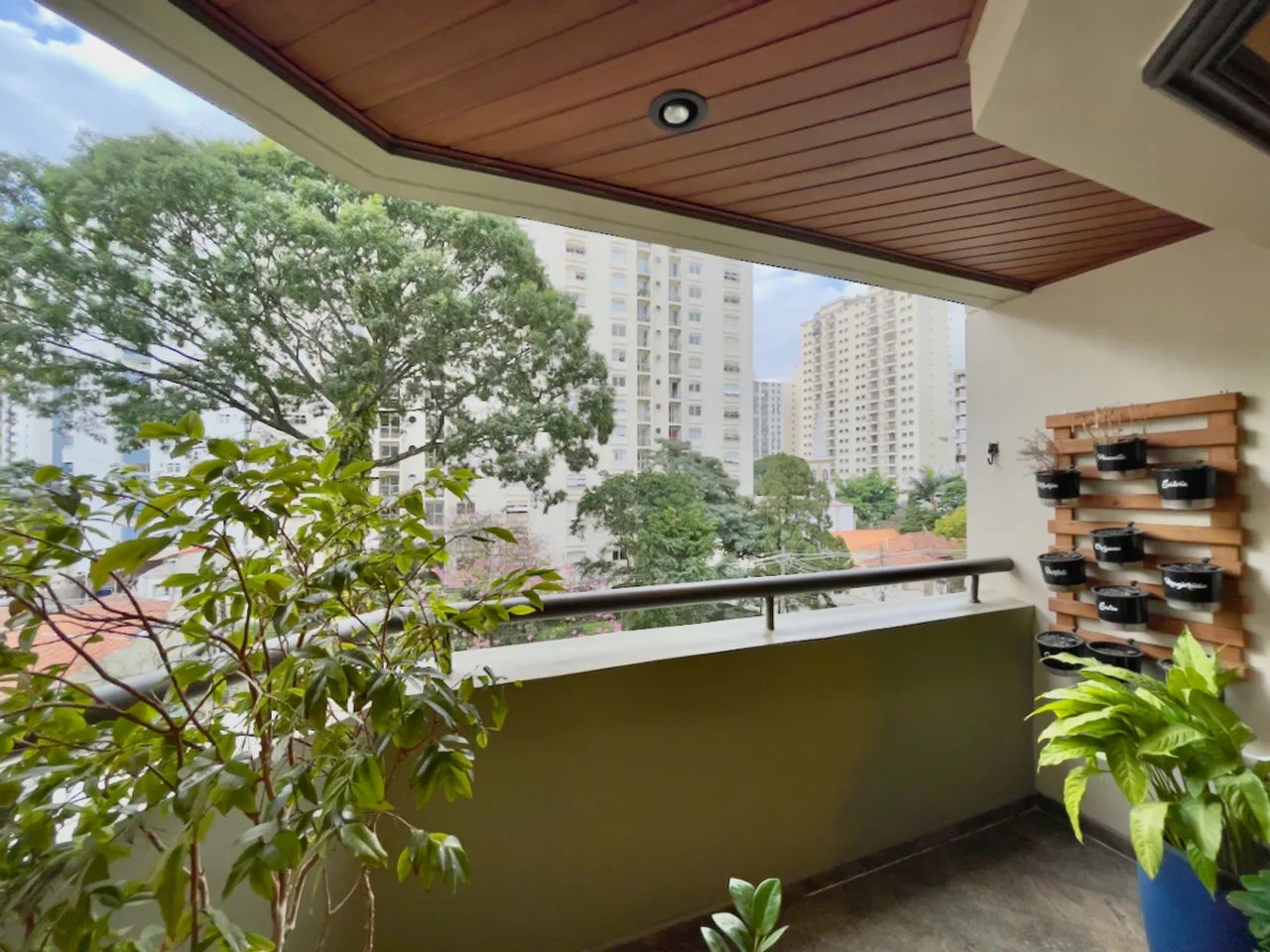 Apartamento para venda em Moema com 4 quartos, sendo 2 suítes, 142m² - Foto 5