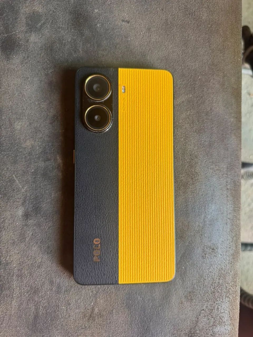 Poco X7 pro com caixa e capinha transparente 