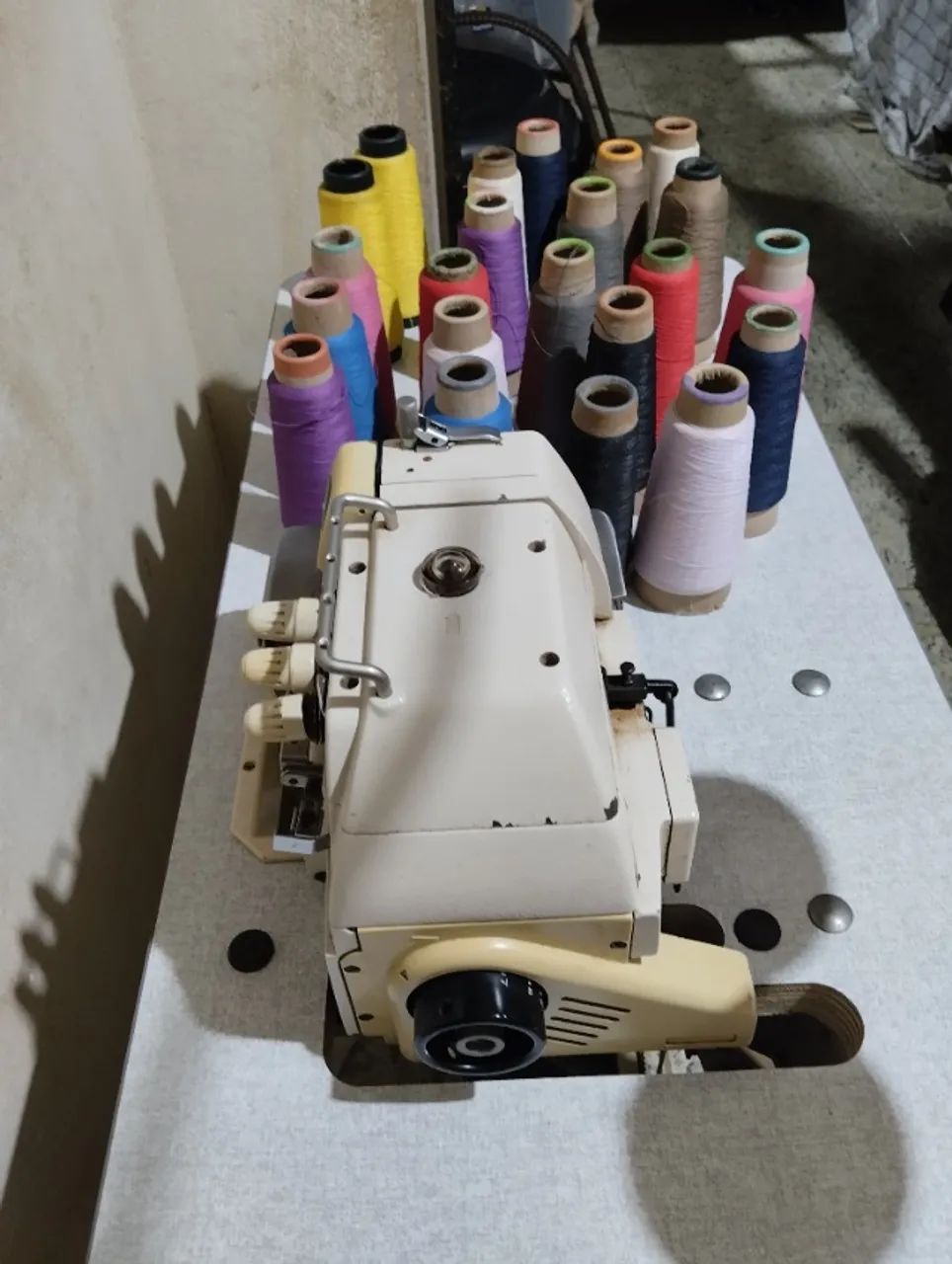 Máquina de Overloock Industrial + 20 linhas  - Foto 4