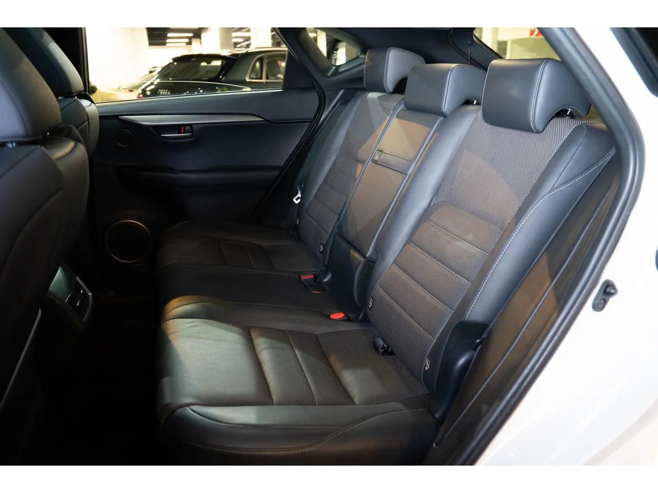 Lexus NX-200t F-sport 2.0 16V 238cv Aut., foto 16 de 20