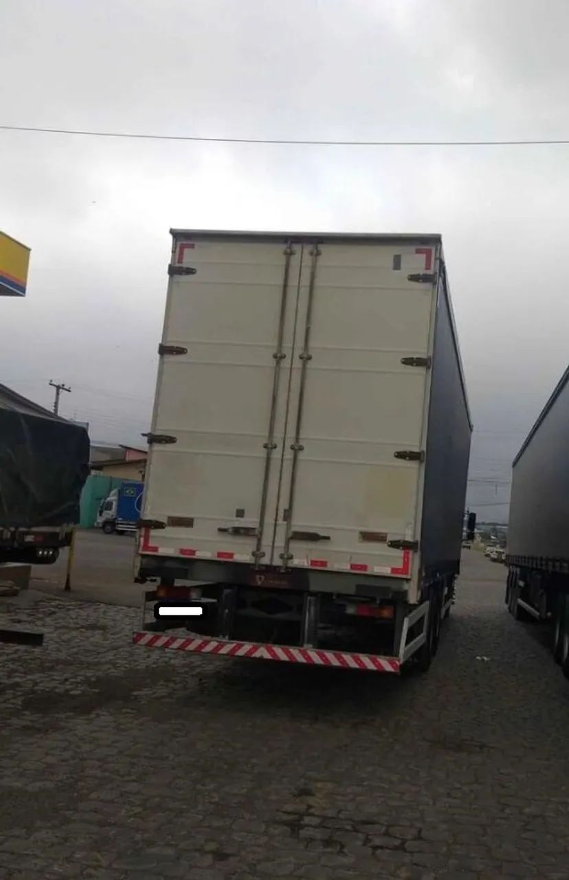 mb atego 2429 6x2 2013  - Foto 4