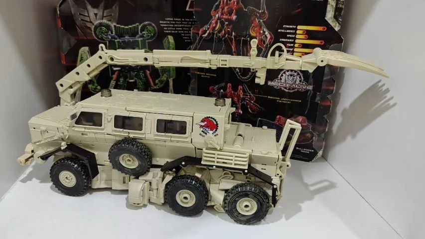 Transformers Bonecrusher Masterpiece KO MMP14 - Foto 3