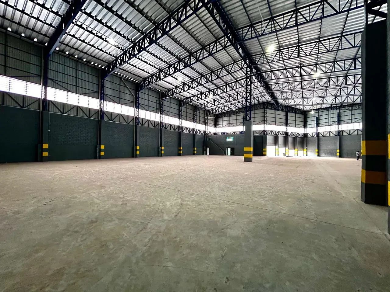 Gallpao 2.000 Metros Venda ou Locação Parque Paraíso - Itapecerica da Serra - SP