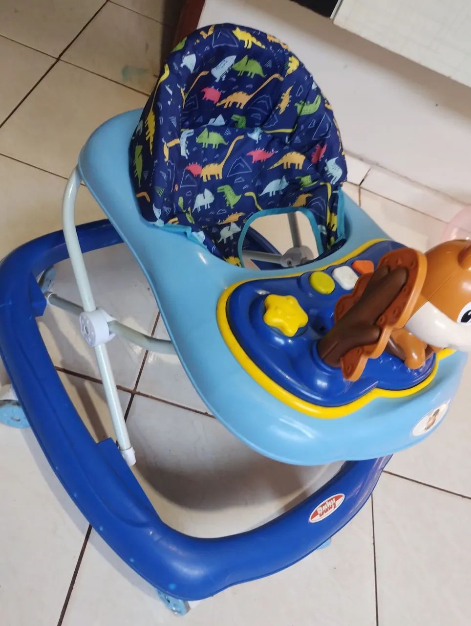 Vende-se Andador infantil  - Foto 2