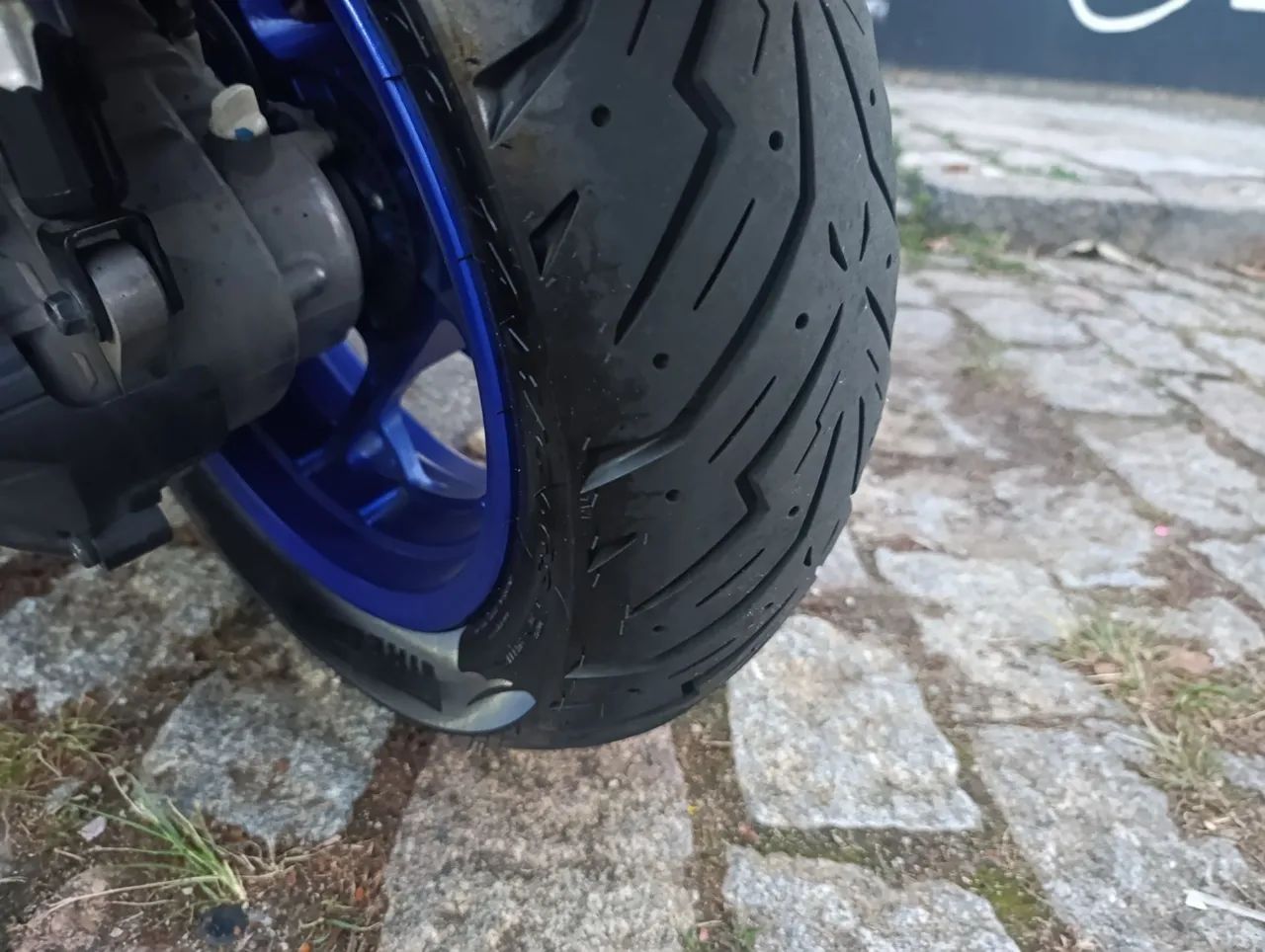 XMax 250 - Foto 3
