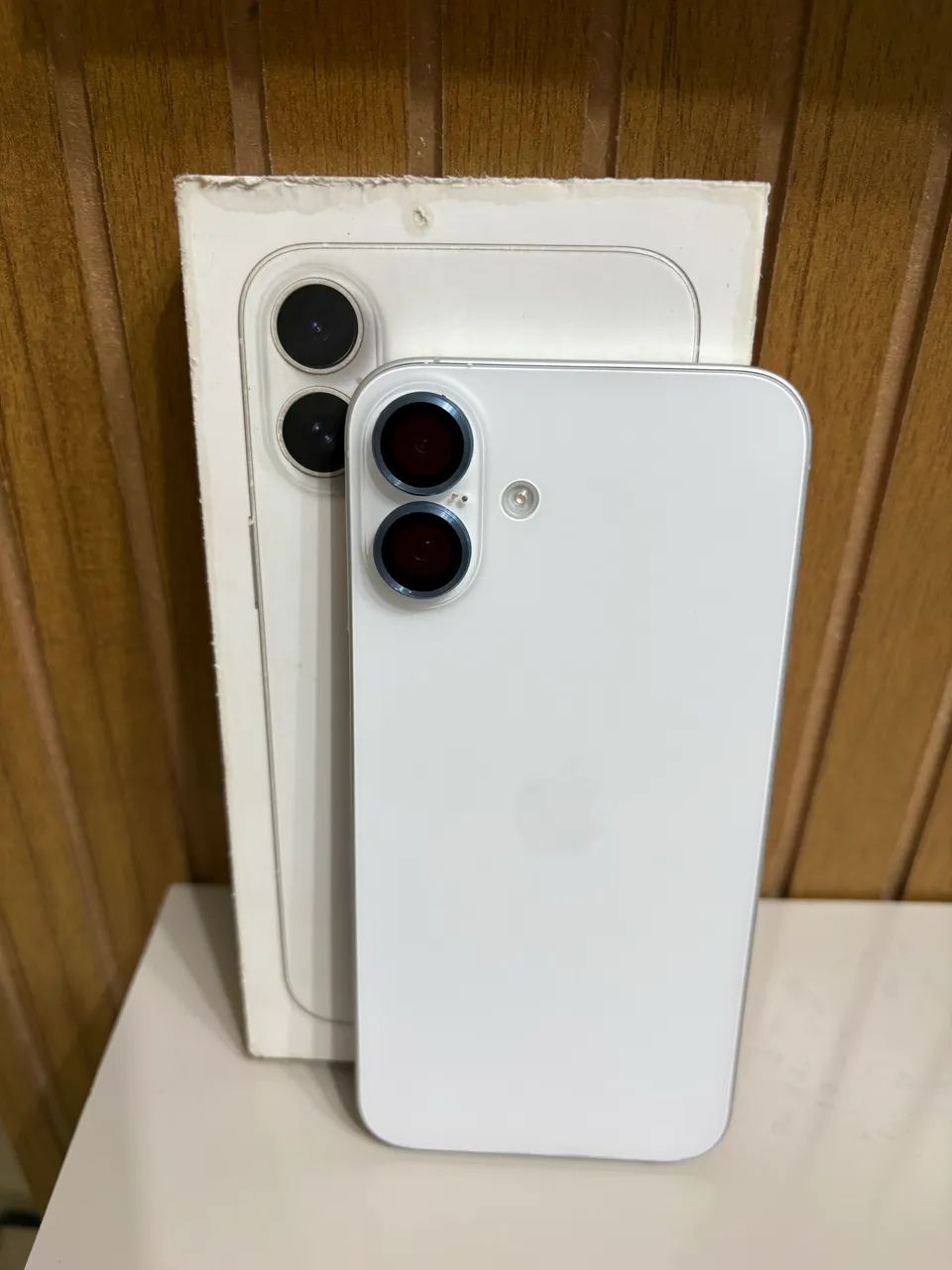 iPhone 16 Plus branco 128 GB com caixa e nota  - Foto 2