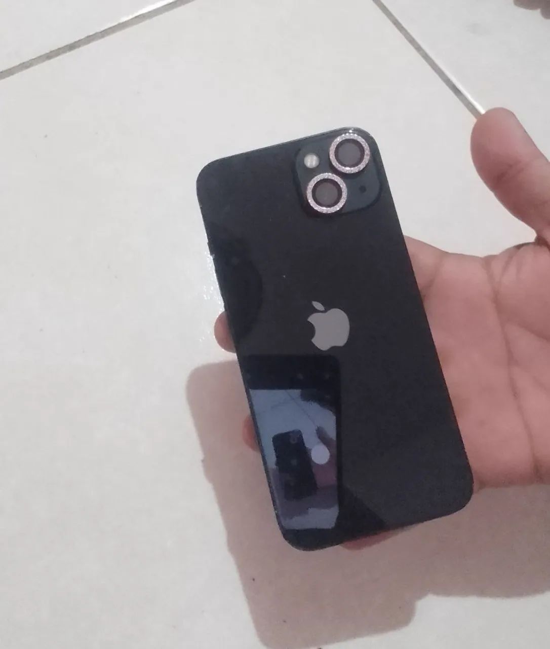 Celular iPhone 13 256GB, valor $1570 - Foto 2