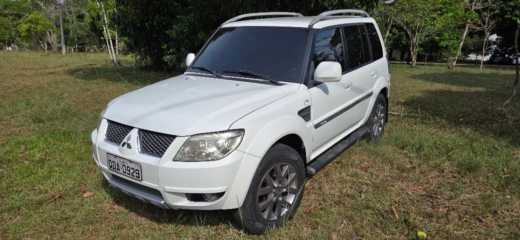 Mitsubishi Pajero TR4 2.0 Flex 16V 4X2 Aut. 2015 2015