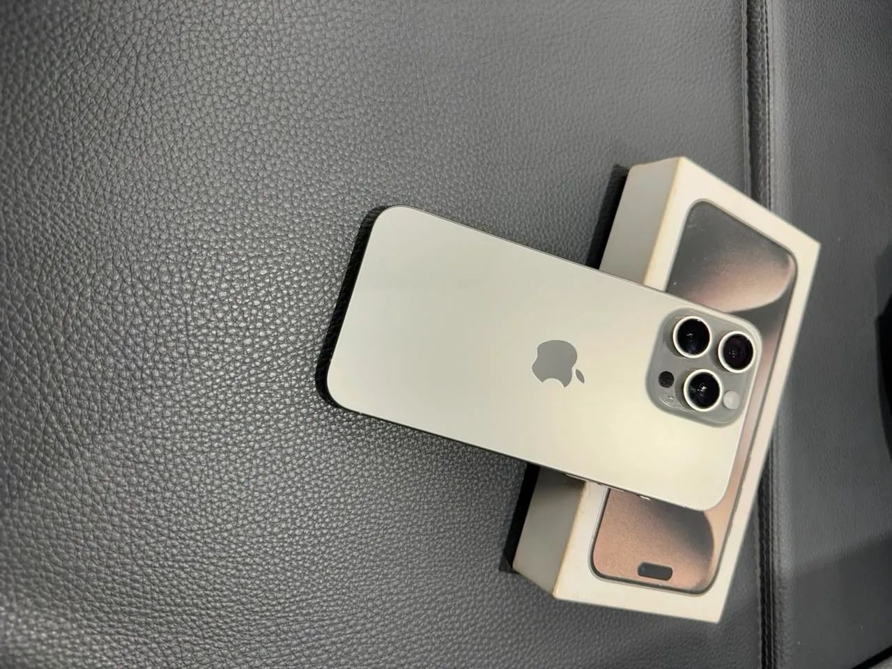 iPhone 15 Pro Max  - Foto 3