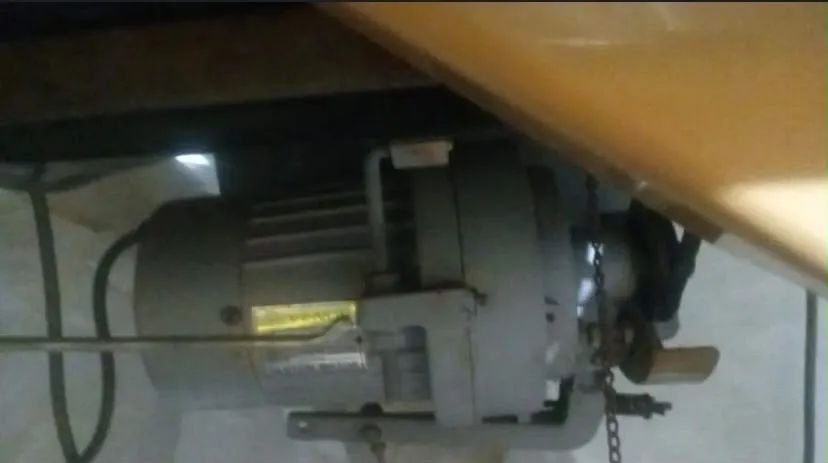 Máquina Overlock Industrial Juki  - Foto 2
