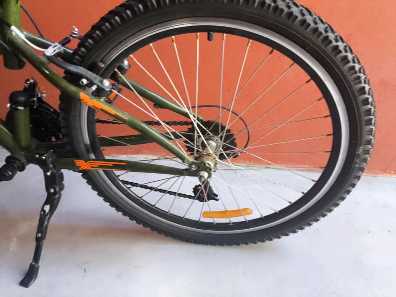 Bicicleta aro 24 semi nova - Foto 2