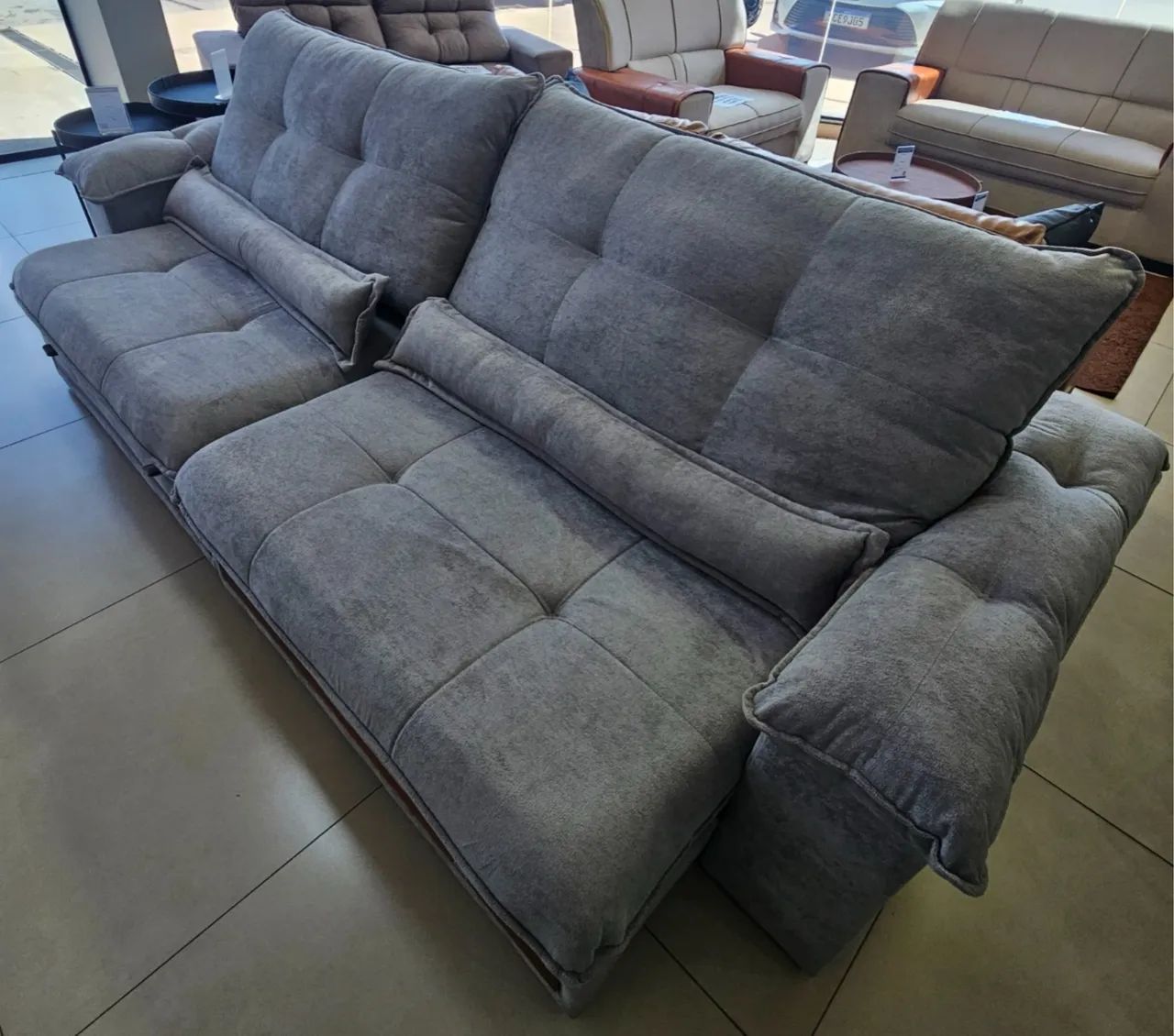 Sofá Retrátil e Reclinável 2.90 - Foto 2