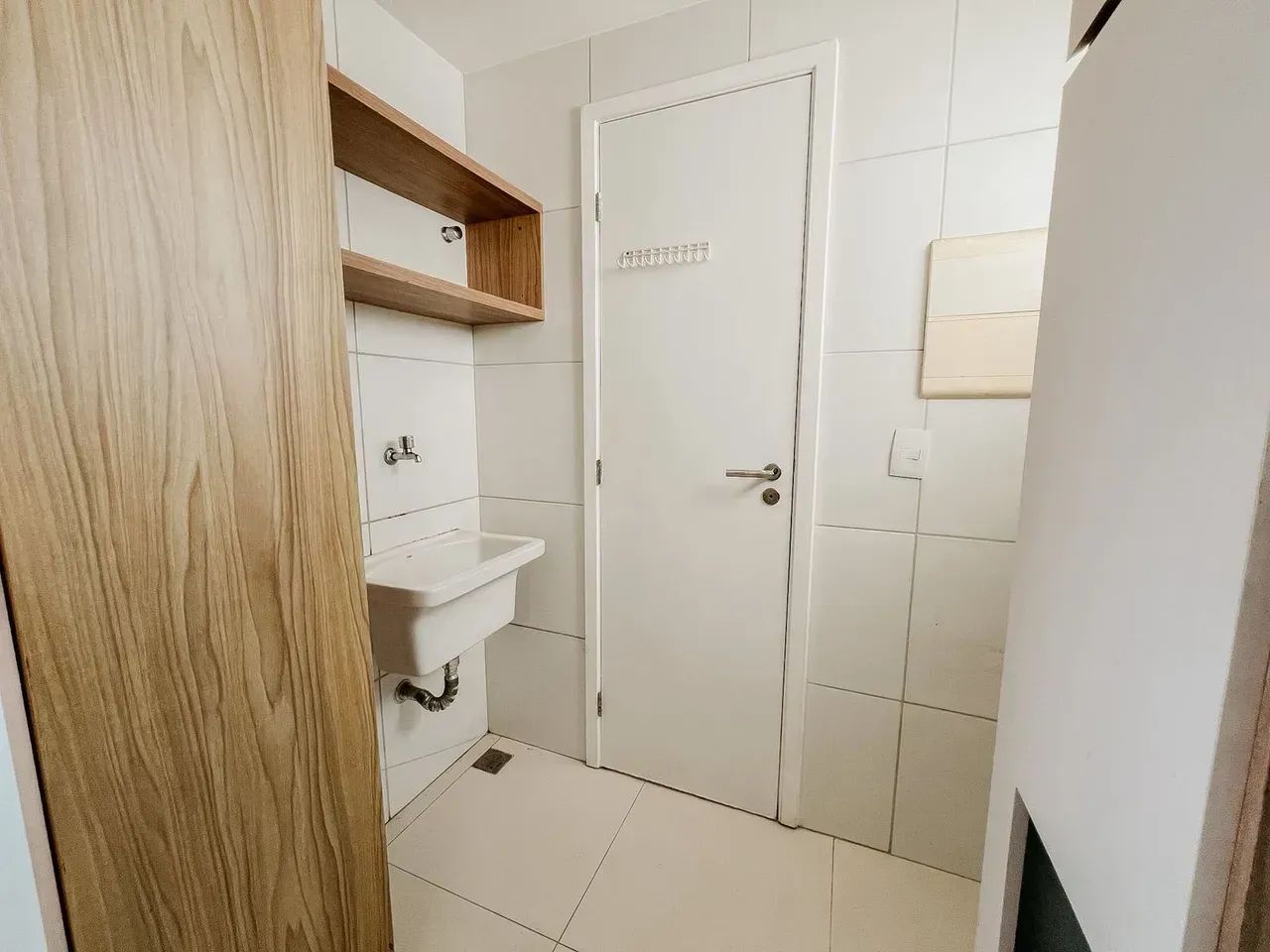 Imóvel para venda possui 76 metros quadrados com 3 quartos - Foto 3