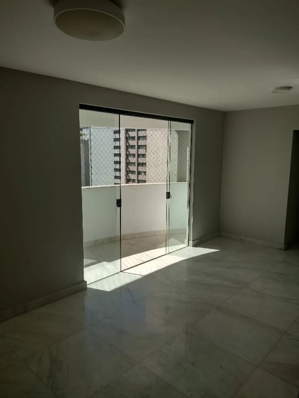 Apartamento 2 Quartos para aluguel, 2 quartos, 1 suíte, 2 vagas, Lourdes - Belo Horizonte/