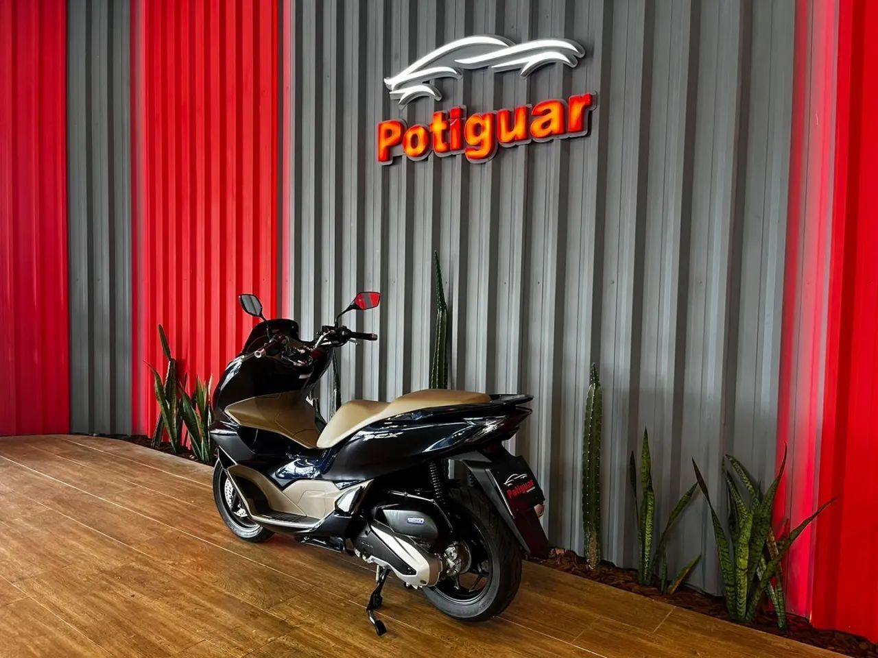 HONDA PCX DLX - Foto 5